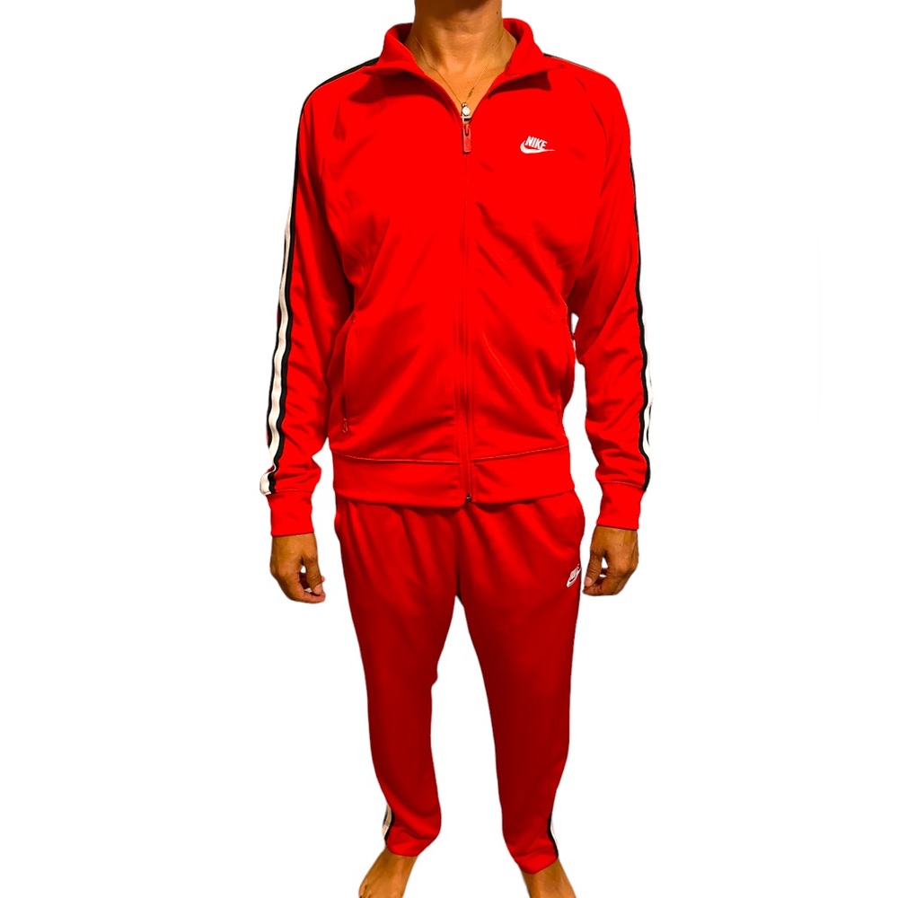 Nike, Large, Red